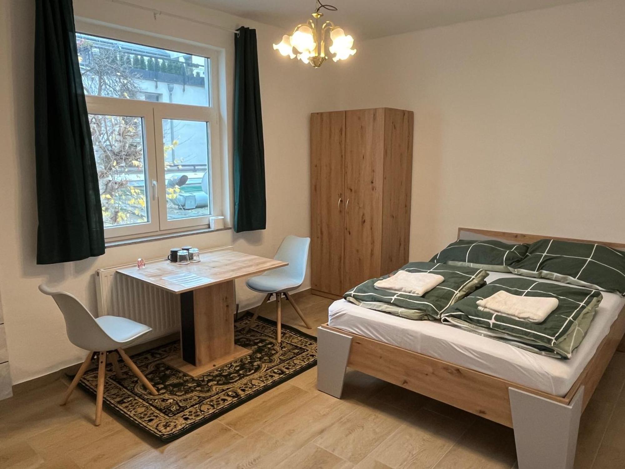 Traveler Lodging Виена Екстериор снимка