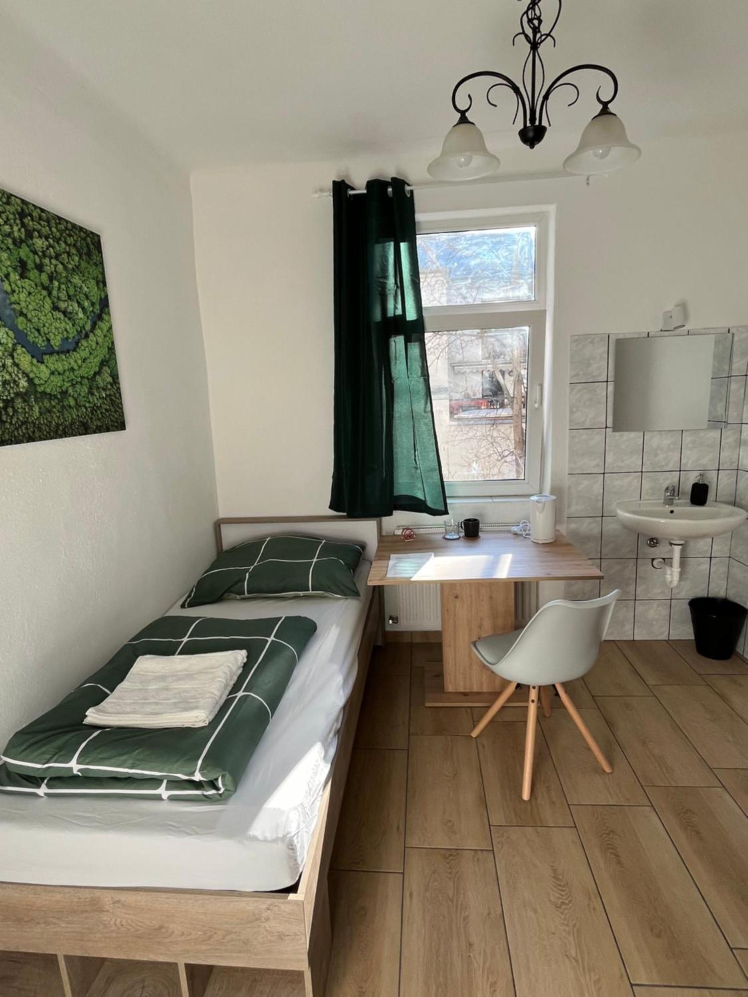 Traveler Lodging Виена Екстериор снимка